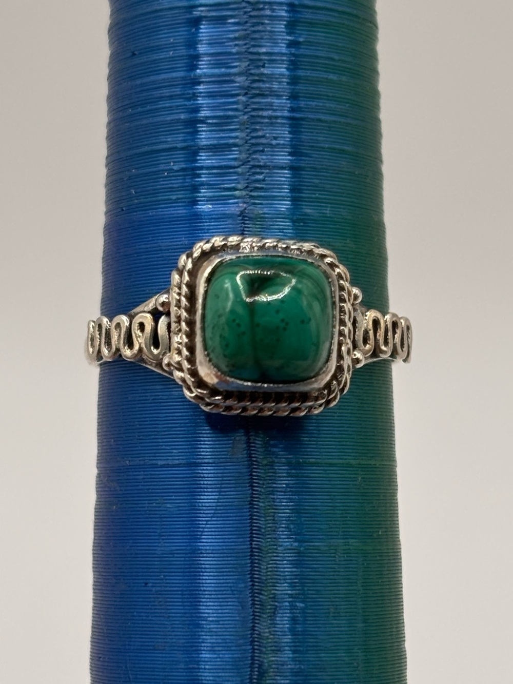 Sterling Silver Malachite Ring Size 7 Square Bezel Vintage Style - Picture 1 of 3